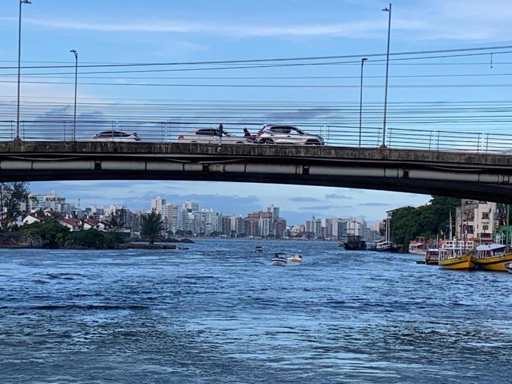 Apartamento Pe Na Areia E Aguas Tranquilas No Centro De Guarapari Εξωτερικό φωτογραφία